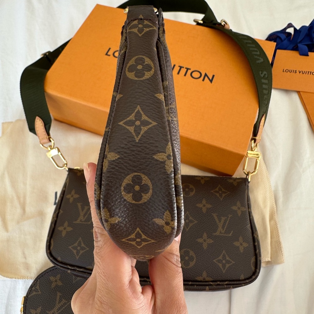 Louis Vuitton Monogram Multi-Pochette Crossbody Bag with Green Strap - Picture 13 of 16